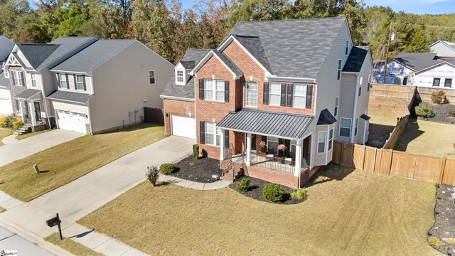 $450,000 | 10 Ridgeleigh Way, Simpsonville, SC 29681