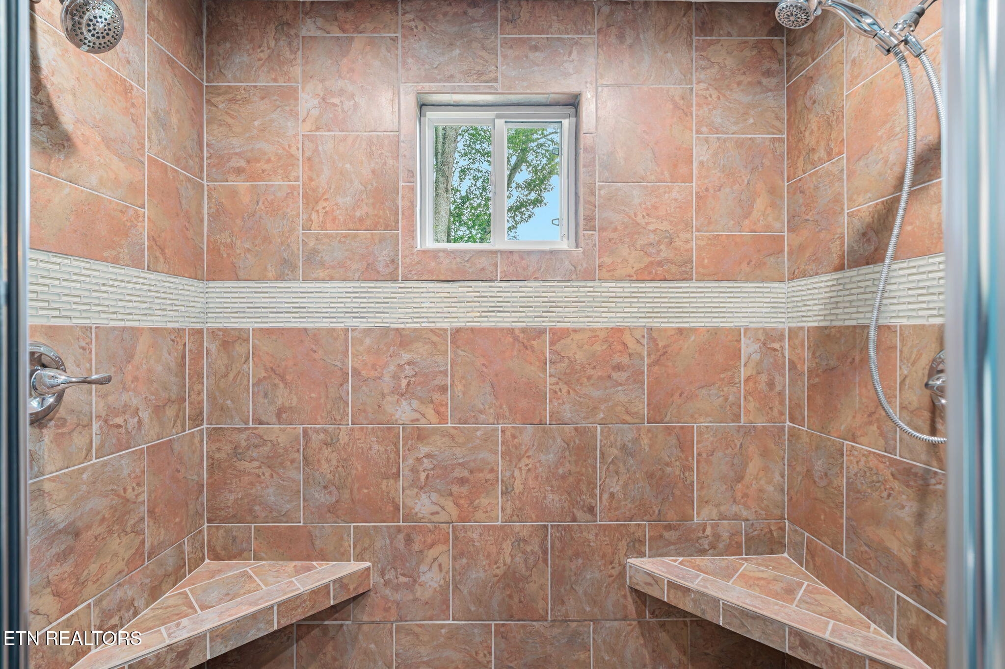 1324 Huntington Road Southwest Knoxville, TN 37919 - Photo 7 of 43 28-web-or-mls-1324 Huntington Road-29
