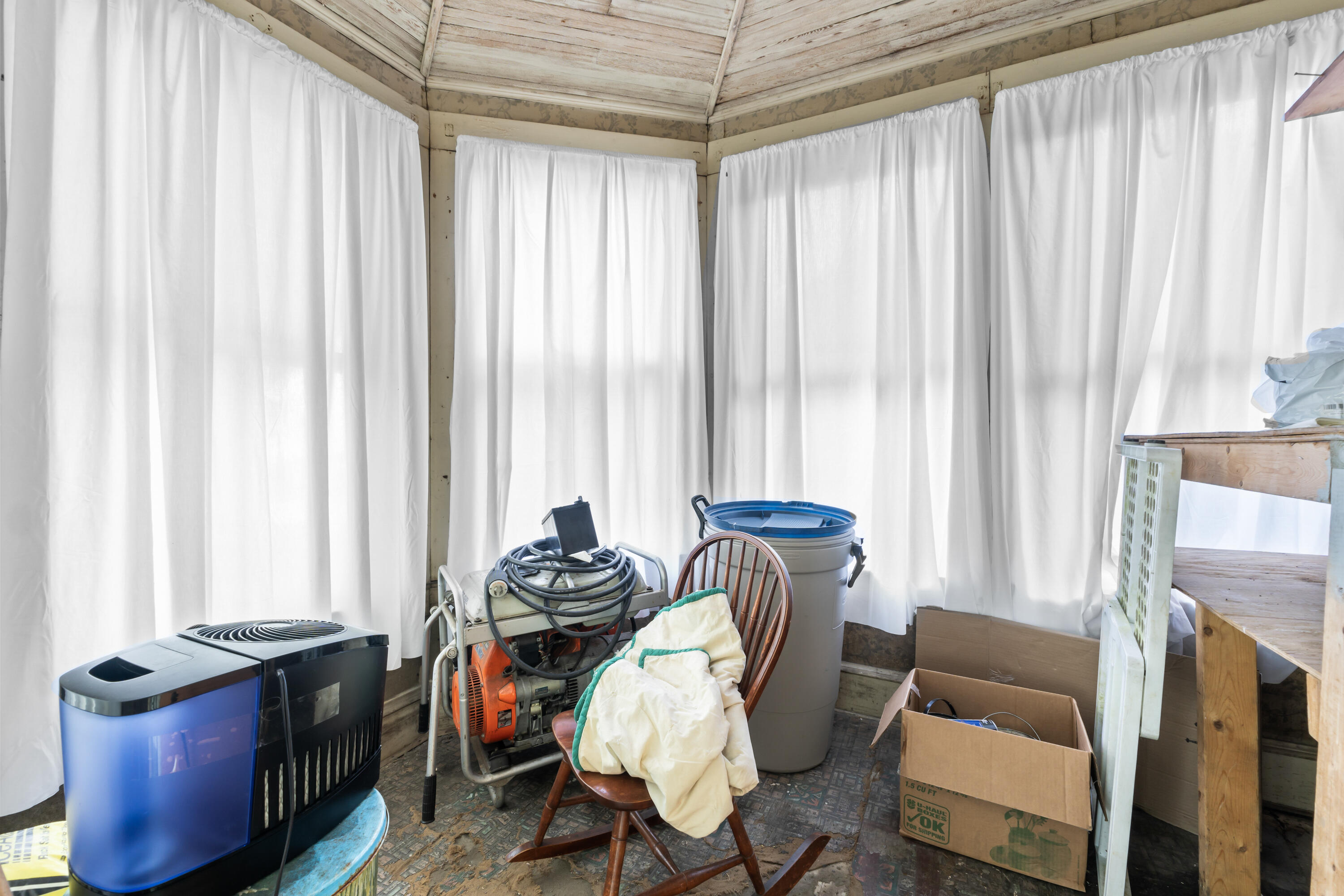 11 Center Street Richmond, ME 04357 - Photo 30 of 65 Sunroom, Currently Used for Storage
