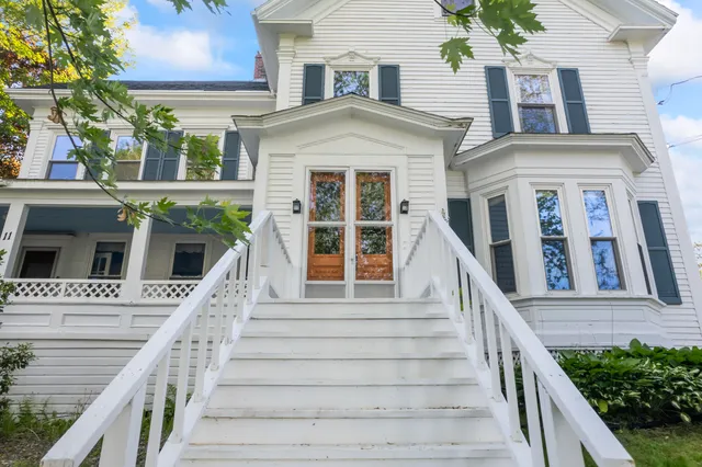 $370,000 | 11 Center Street, Richmond, ME 04357