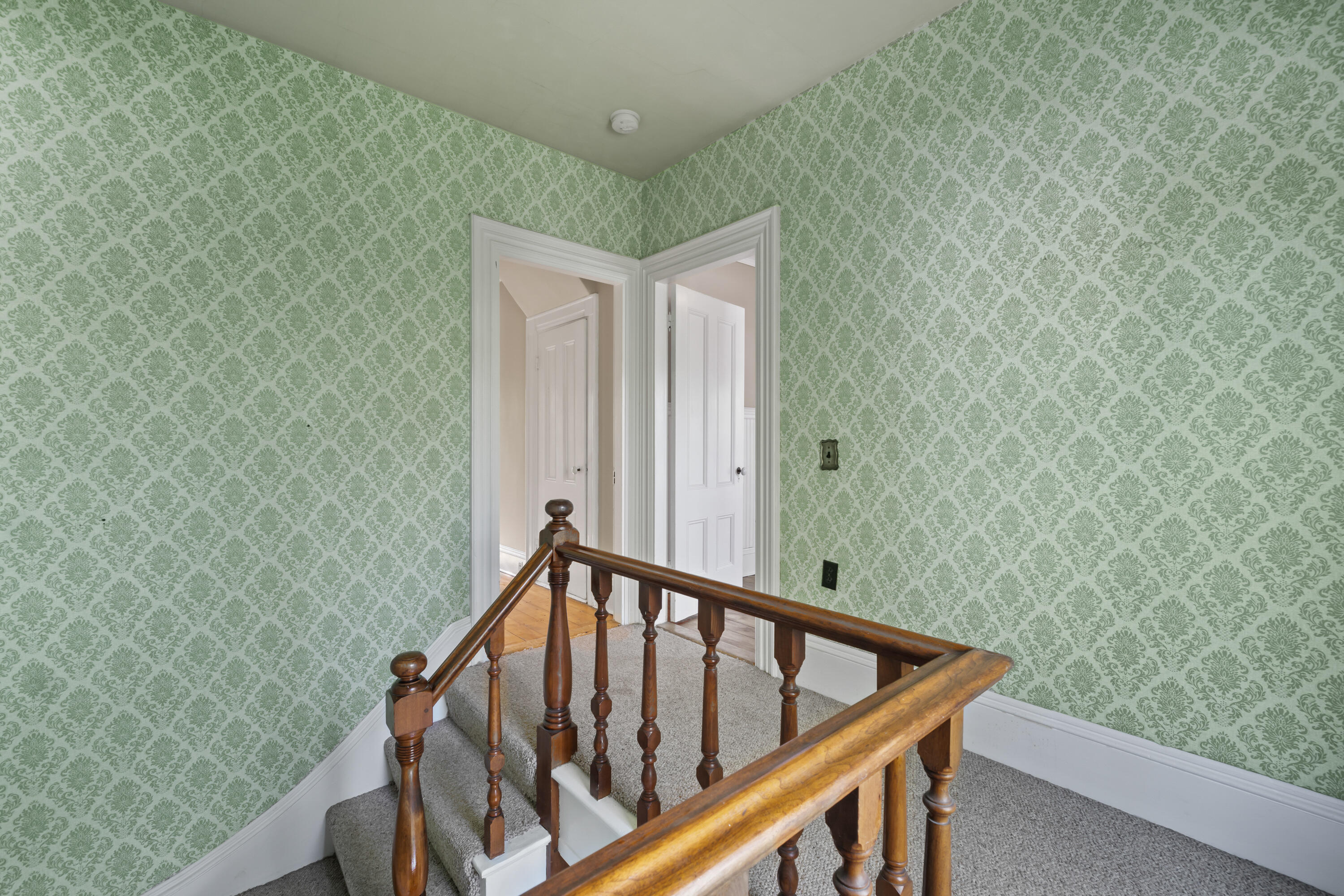 11 Center Street Richmond, ME 04357 - Photo 36 of 65 Second Floor Landing