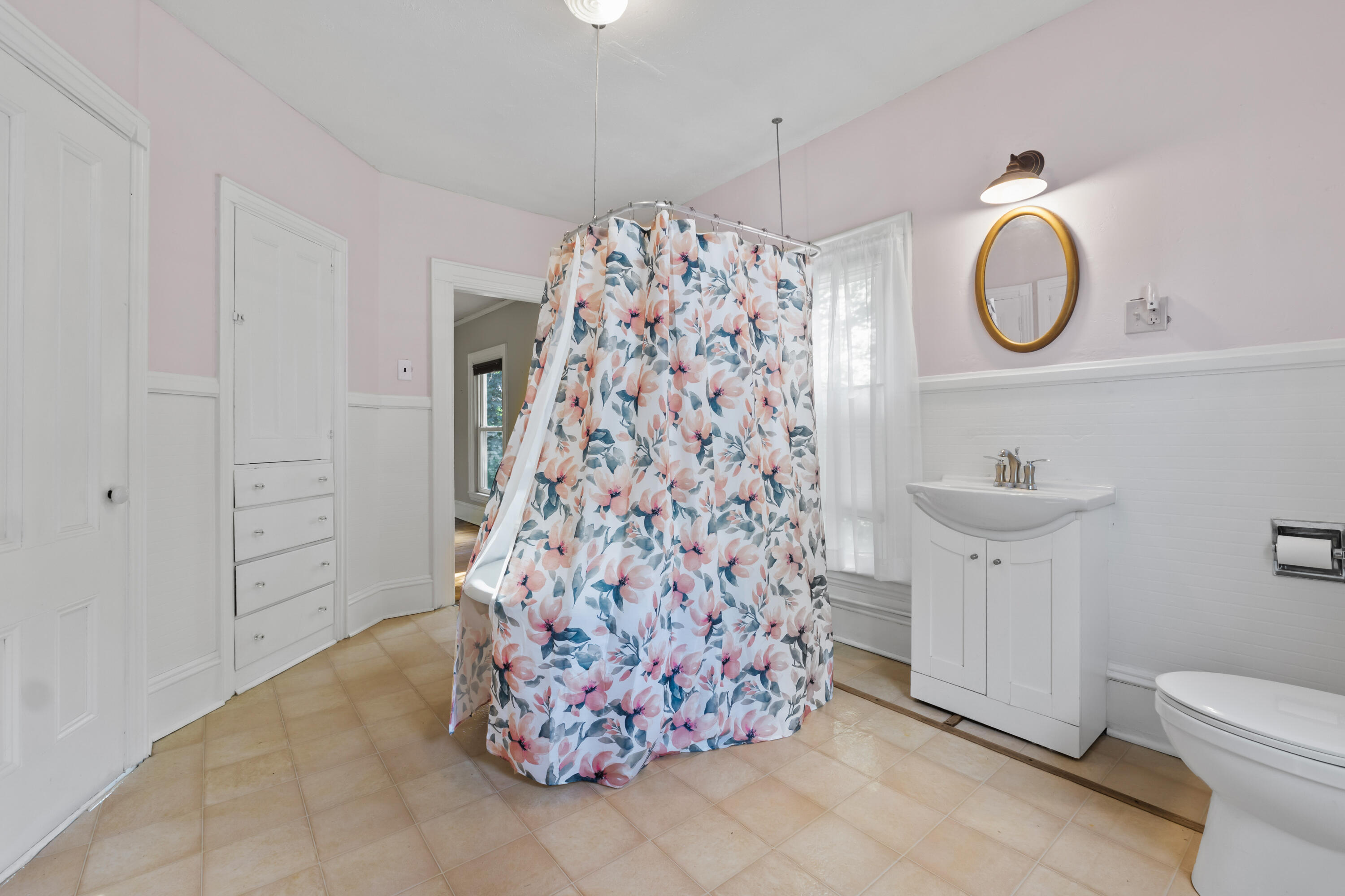 11 Center Street Richmond, ME 04357 - Photo 40 of 65 Second Floor Bathroom