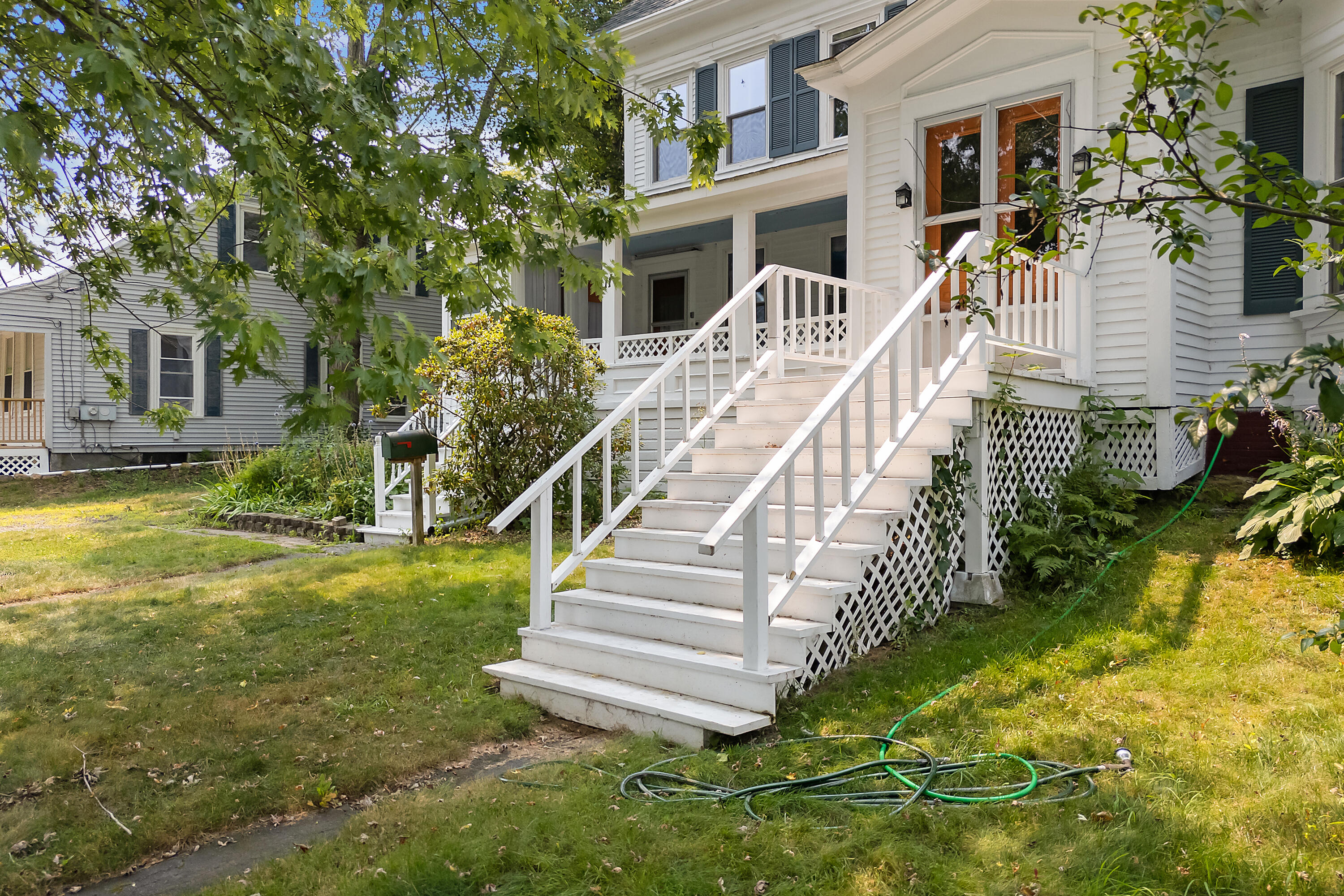 11 Center Street Richmond, ME 04357 - Photo 5 of 65 Exterior Front