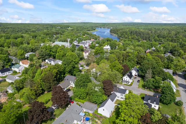 $370,000 | 11 Center Street, Richmond, ME 04357