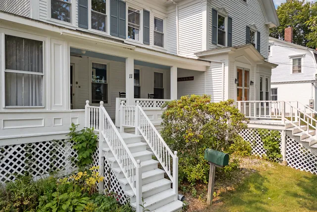 $370,000 | 11 Center Street, Richmond, ME 04357