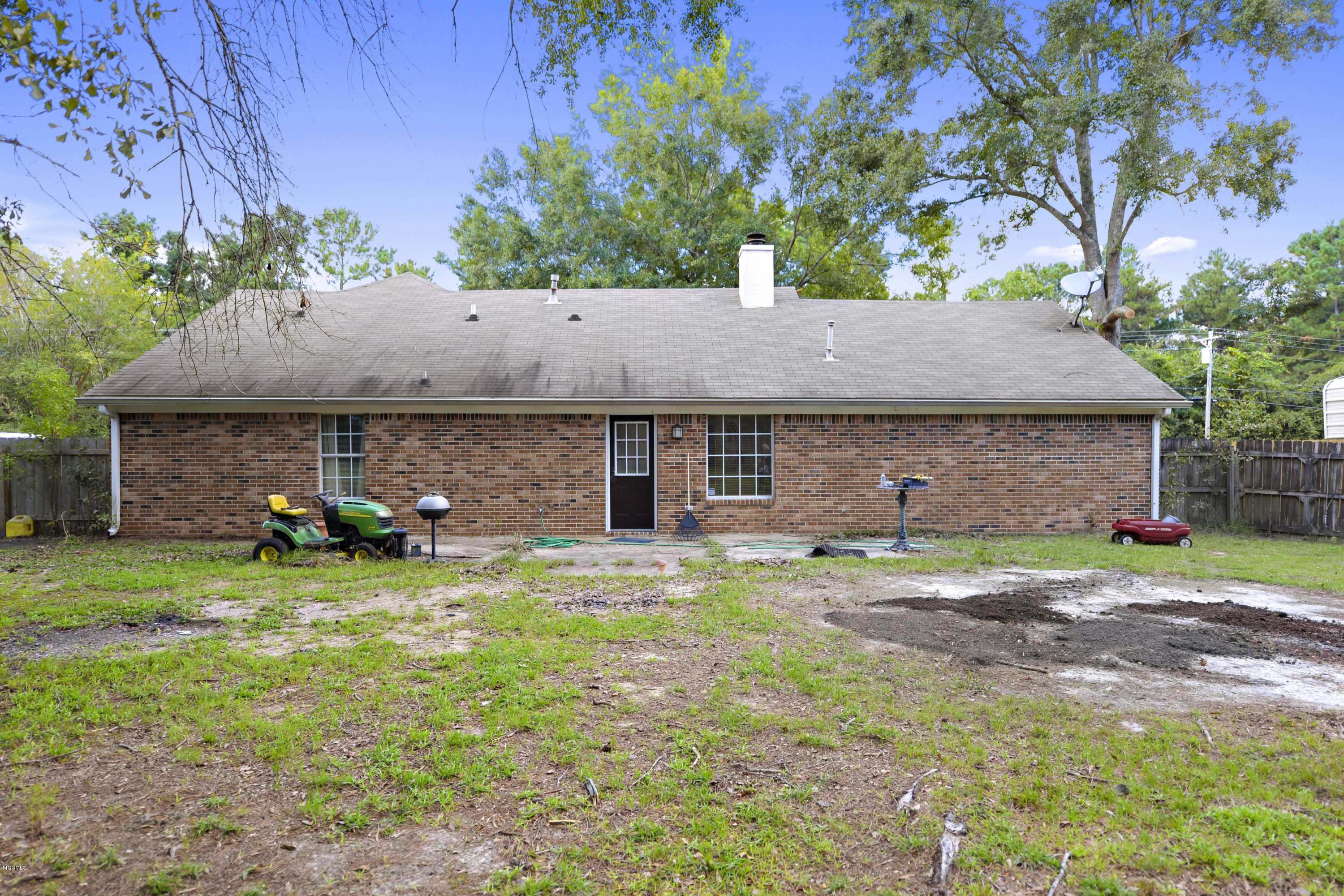 9665 West Oaklawn Road Biloxi, MS 39532 - Photo 18 of 18 018-1