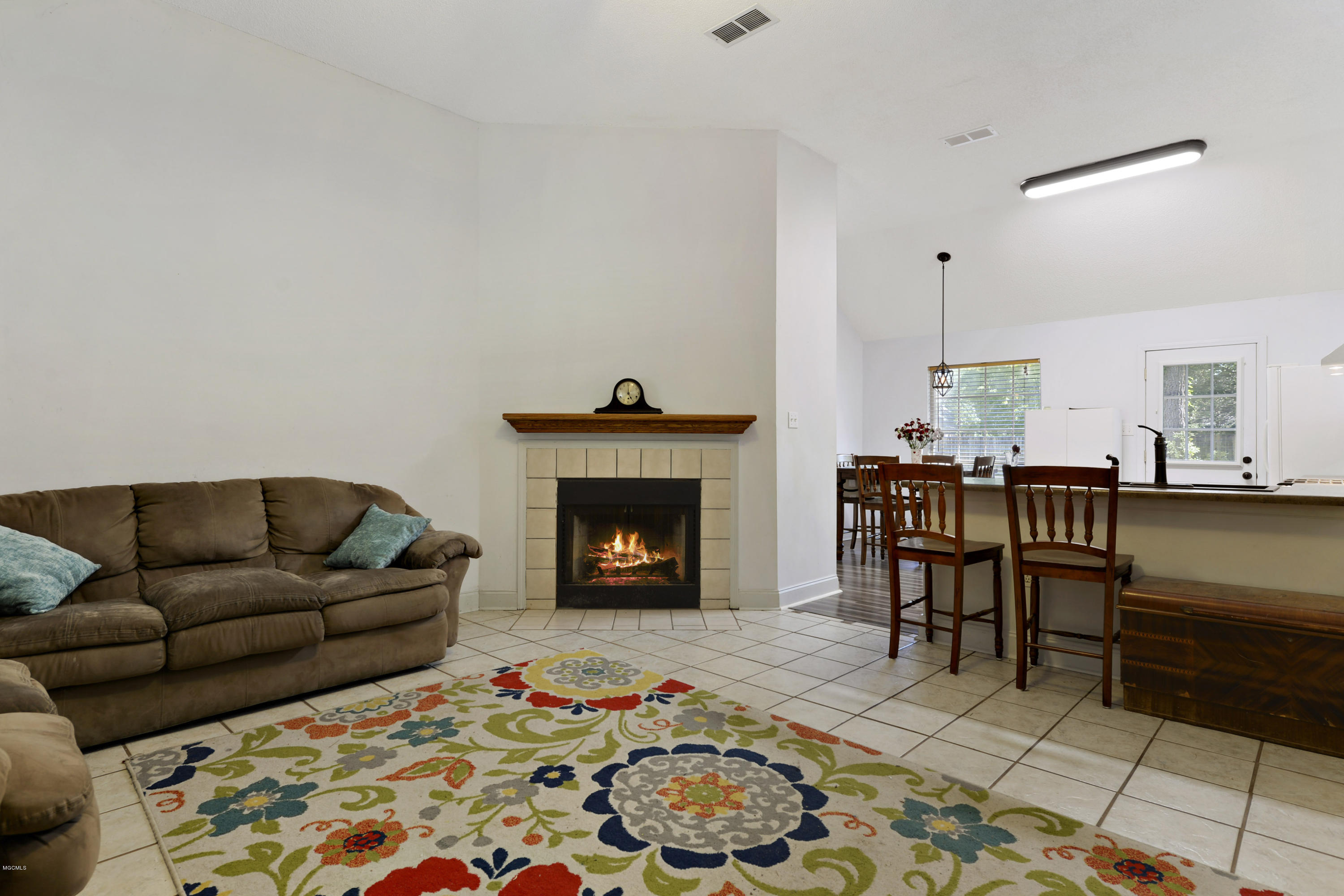 9665 West Oaklawn Road Biloxi, MS 39532 - Photo 3 of 18 003-1