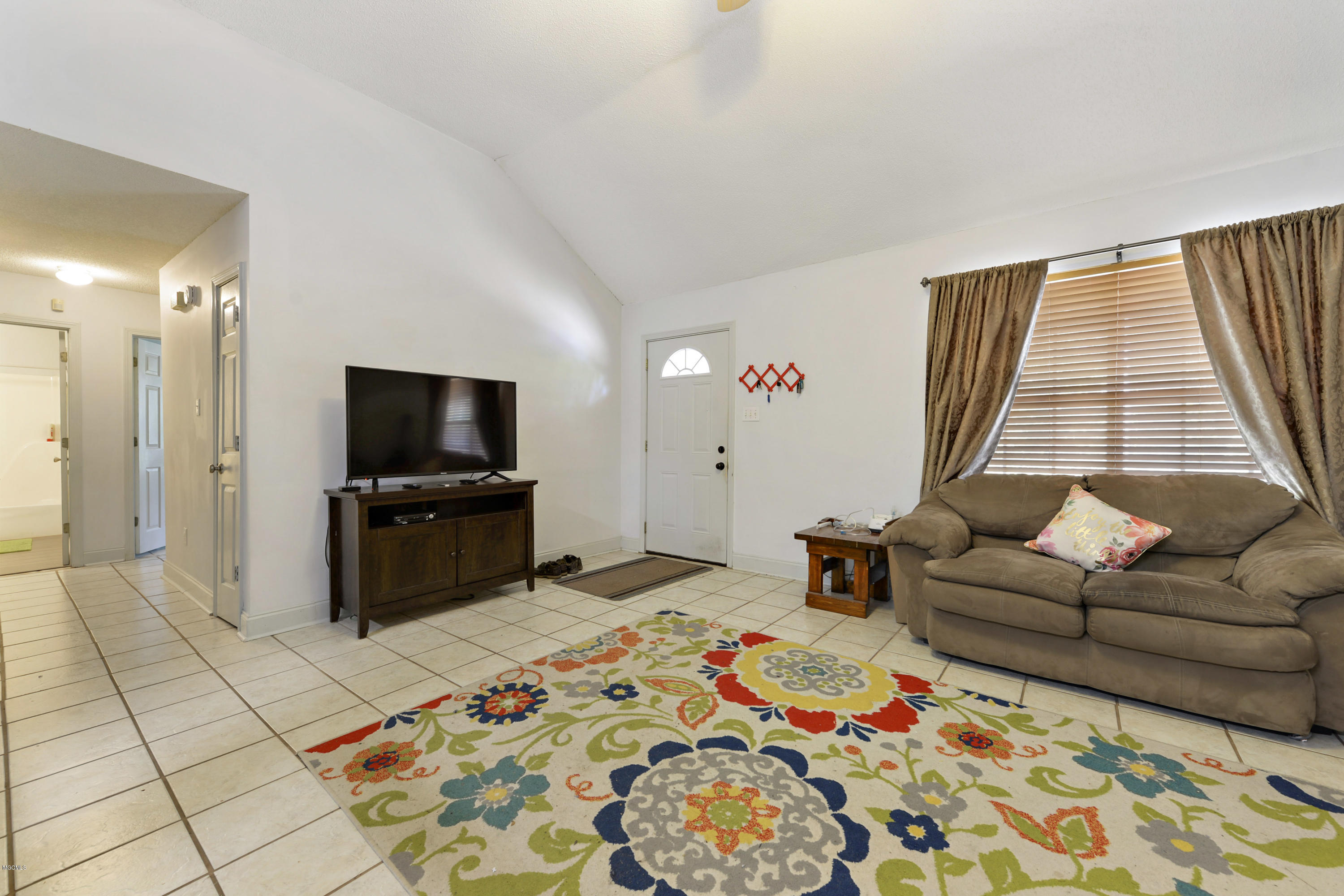 9665 West Oaklawn Road Biloxi, MS 39532 - Photo 5 of 18 005-1