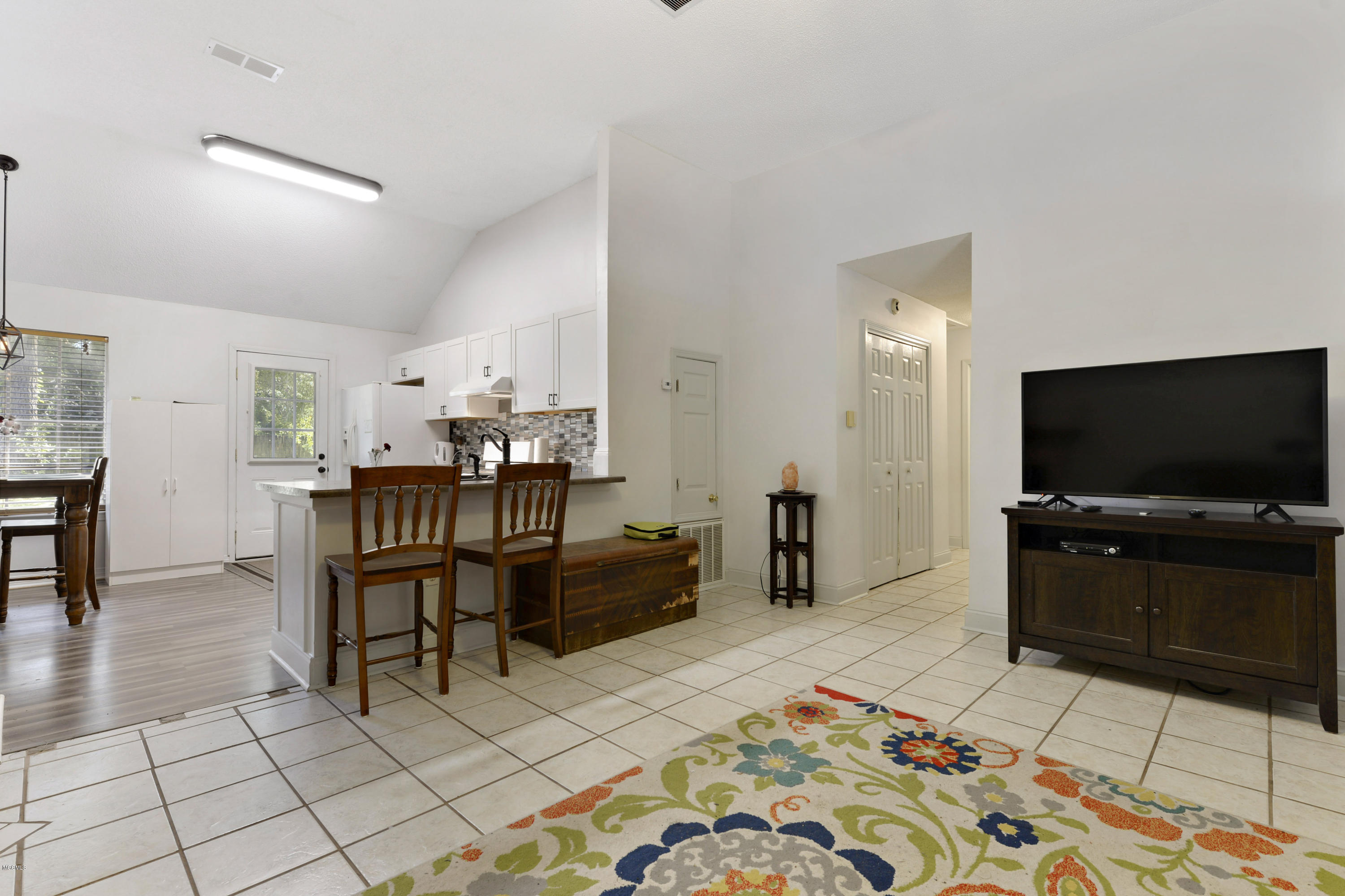 9665 West Oaklawn Road Biloxi, MS 39532 - Photo 6 of 18 006-1