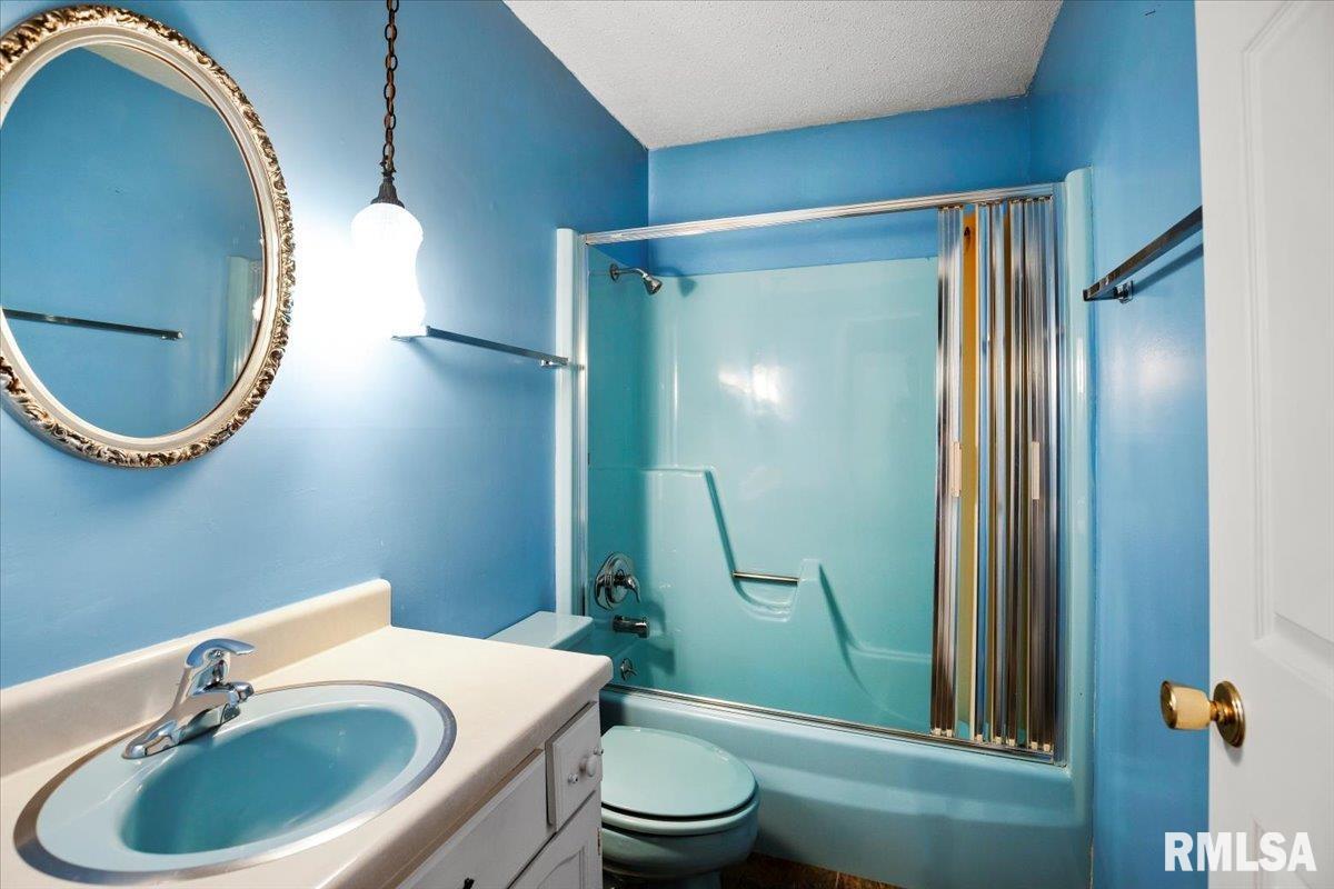 196 Golf Road Springfield, IL 62704 - Photo 16 of 21