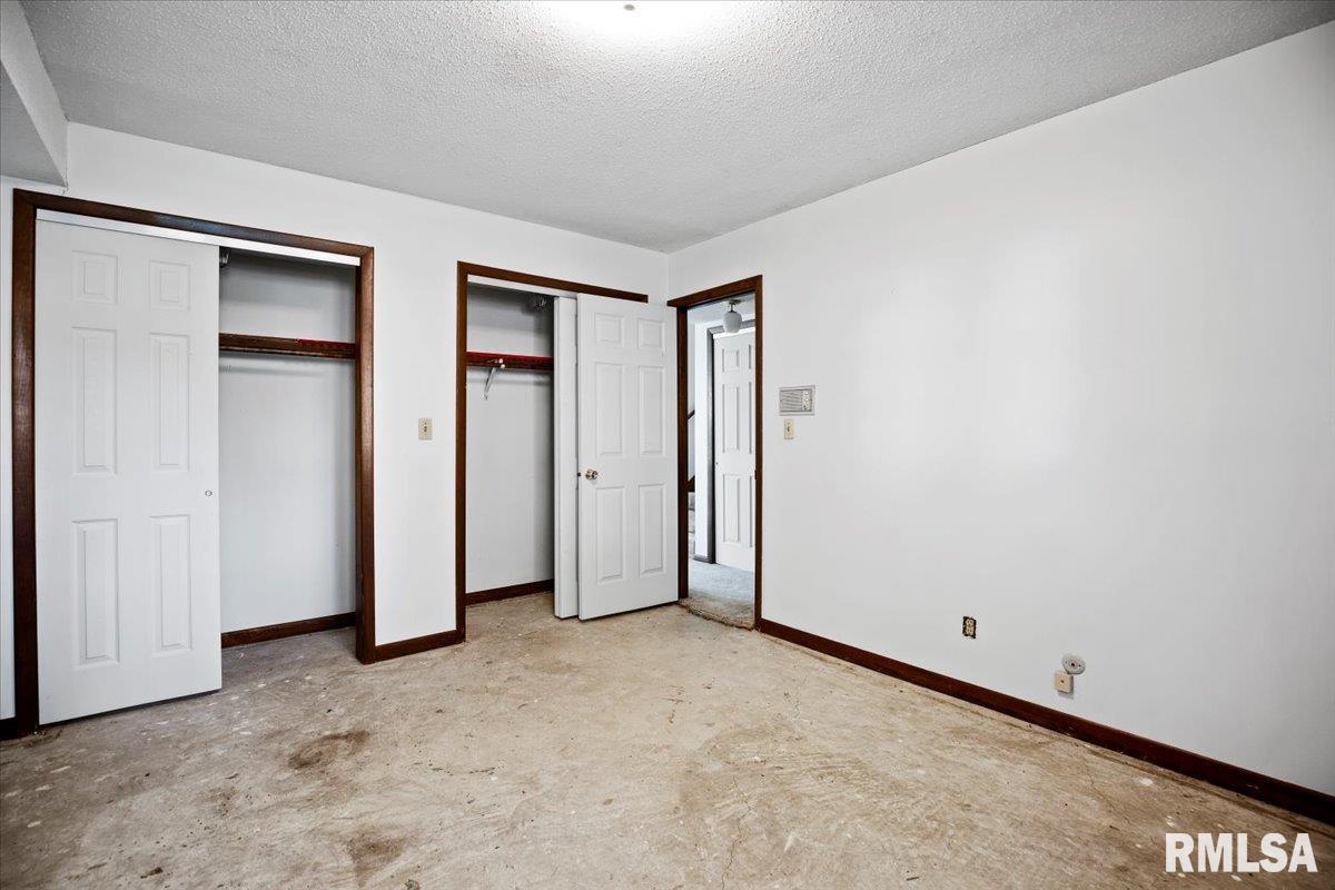 196 Golf Road Springfield, IL 62704 - Photo 10 of 21