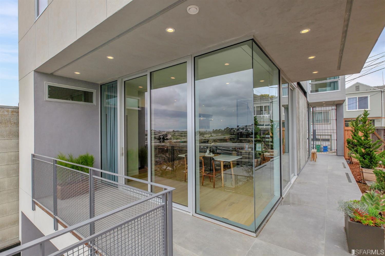 147 Bronte Street San Francisco, CA 94110 - Photo 17 of 65