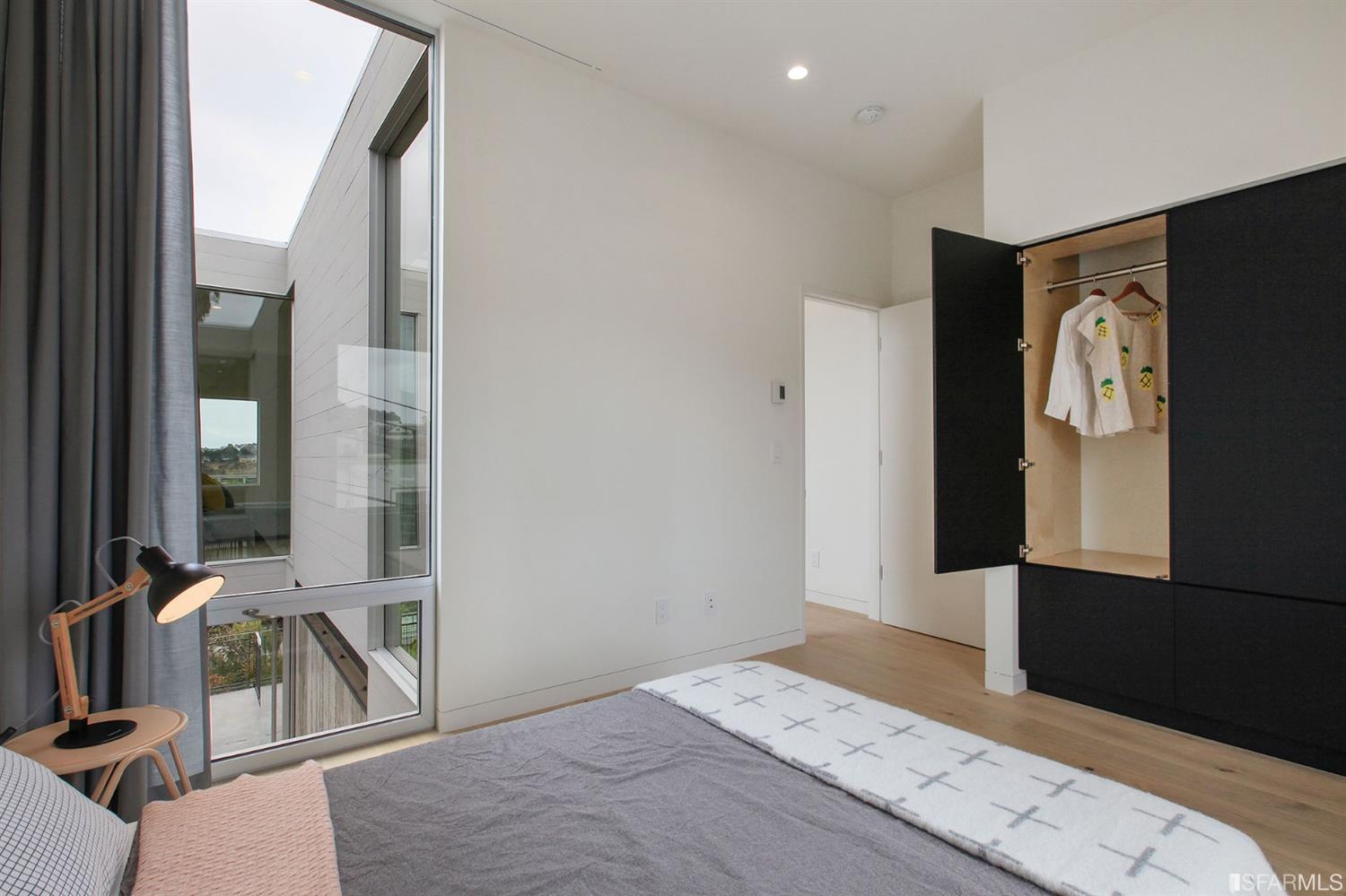 147 Bronte Street San Francisco, CA 94110 - Photo 39 of 65