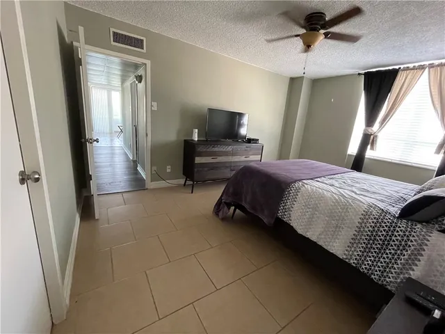 $179,500 | 715 South Upper Broadway, Unit 202, Corpus Christi, TX 78401