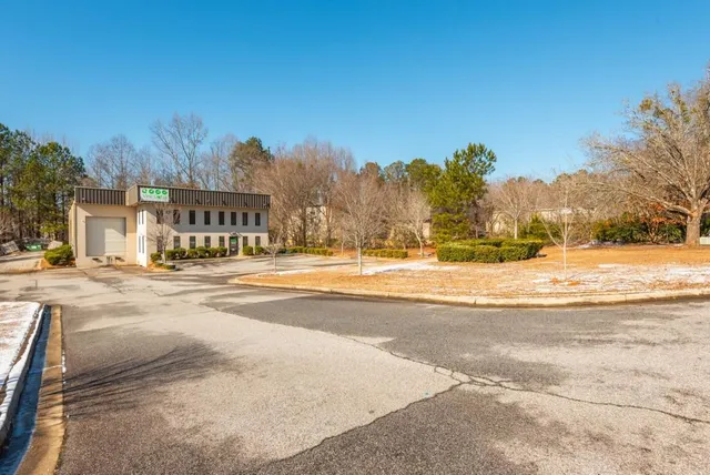 $1,750 | 125 Walter Way, Fayetteville, GA 30214