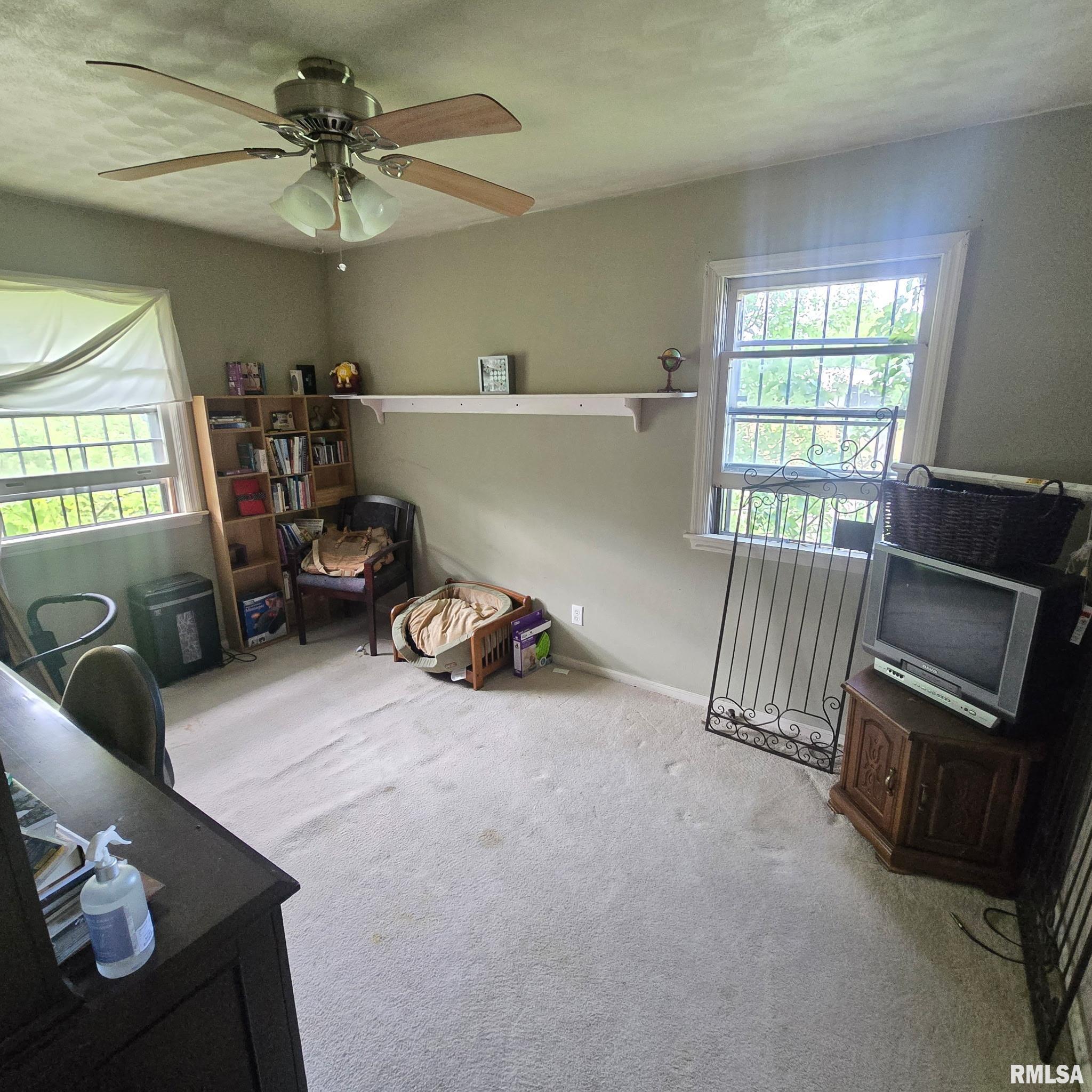 3013 West Westport Road Peoria, IL 61615 - Photo 8 of 12