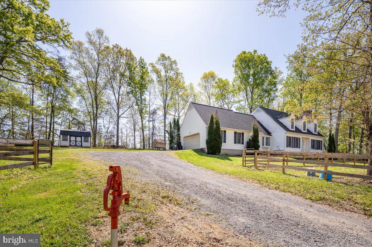 9461 Jamesons Mill Road Culpeper, VA 22701 - Photo 3 of 45