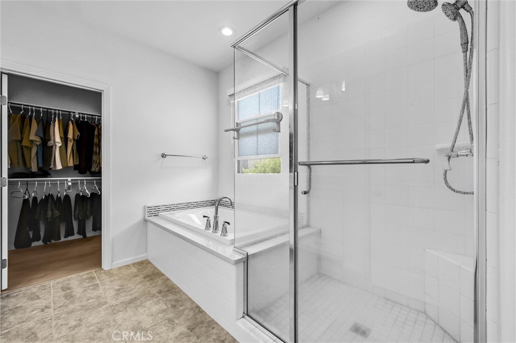 121 Rodeo Irvine, CA 92602 - Photo 23 of 34