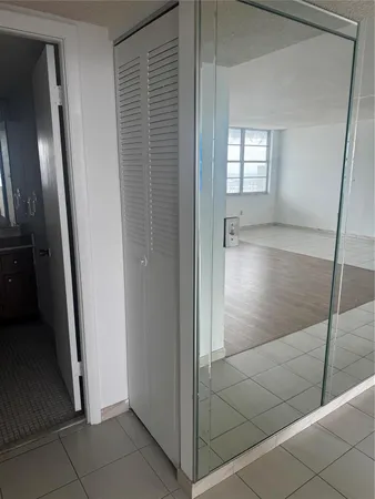 $2,000 | 2851 Northeast 183rd Street, Unit 2004, Aventura, FL 33160