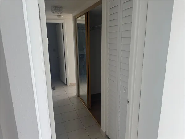 $2,000 | 2851 Northeast 183rd Street, Unit 2004, Aventura, FL 33160