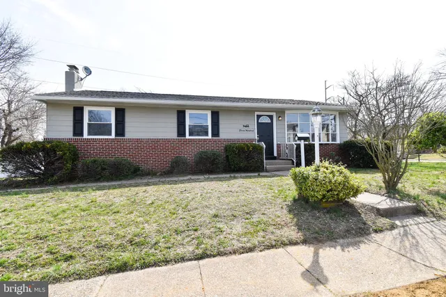 $2,500 | 300 Bowers Avenue, Runnemede, NJ 08078