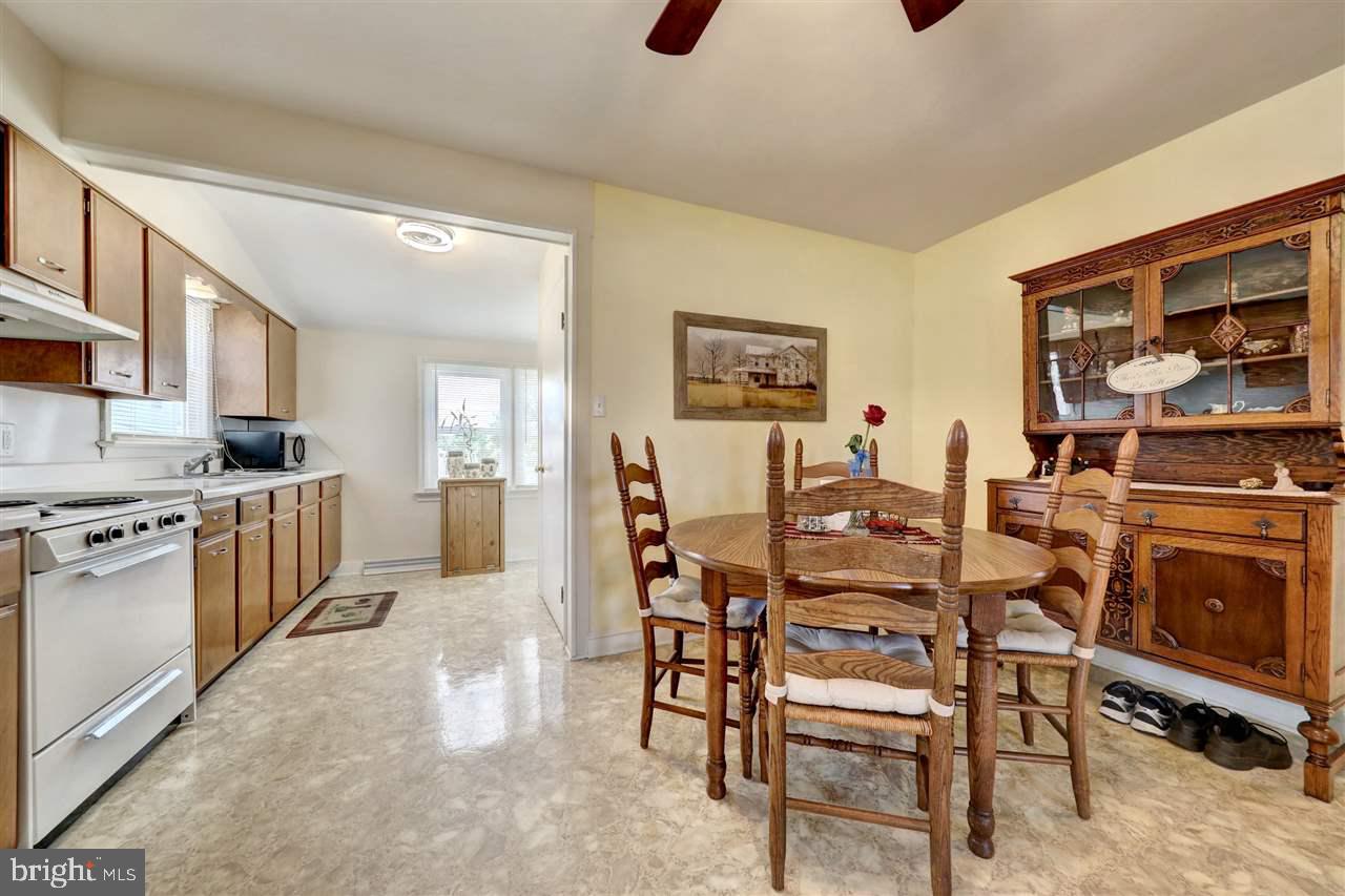 1964 Carlisle Road York, PA 17408 - Photo 13 of 27 Gallery Image 13