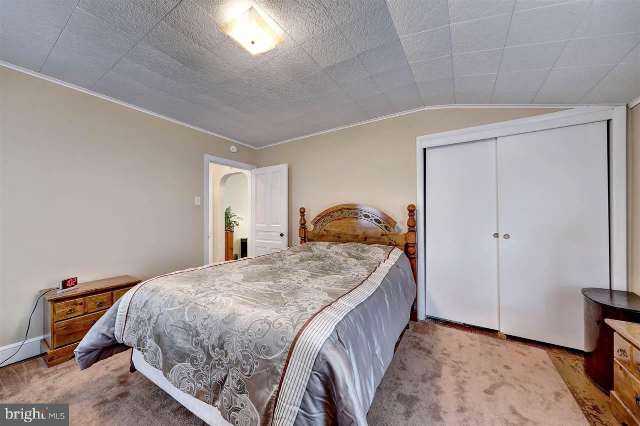 1964 Carlisle Road York, PA 17408 - Photo 21 of 27 Gallery Image 21