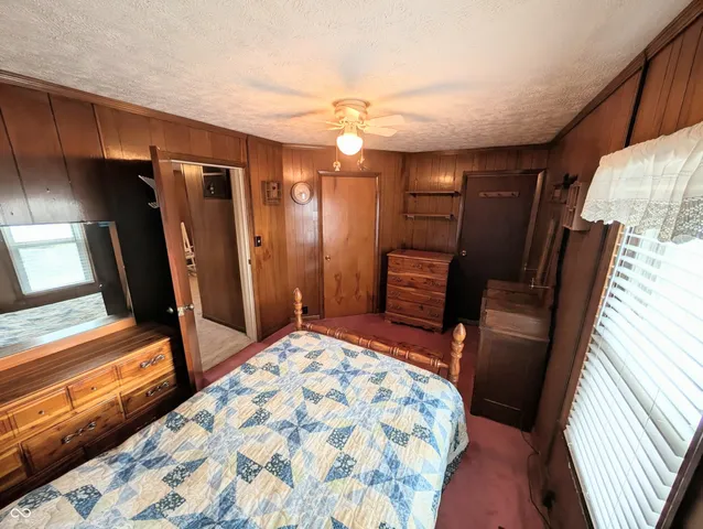 $499,999 | 5599 Highway 9, Hope, IN 47246