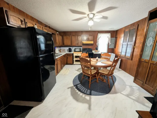 $499,999 | 5599 Highway 9, Hope, IN 47246