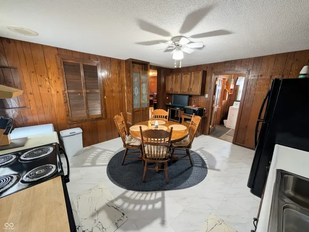 $499,999 | 5599 Highway 9, Hope, IN 47246