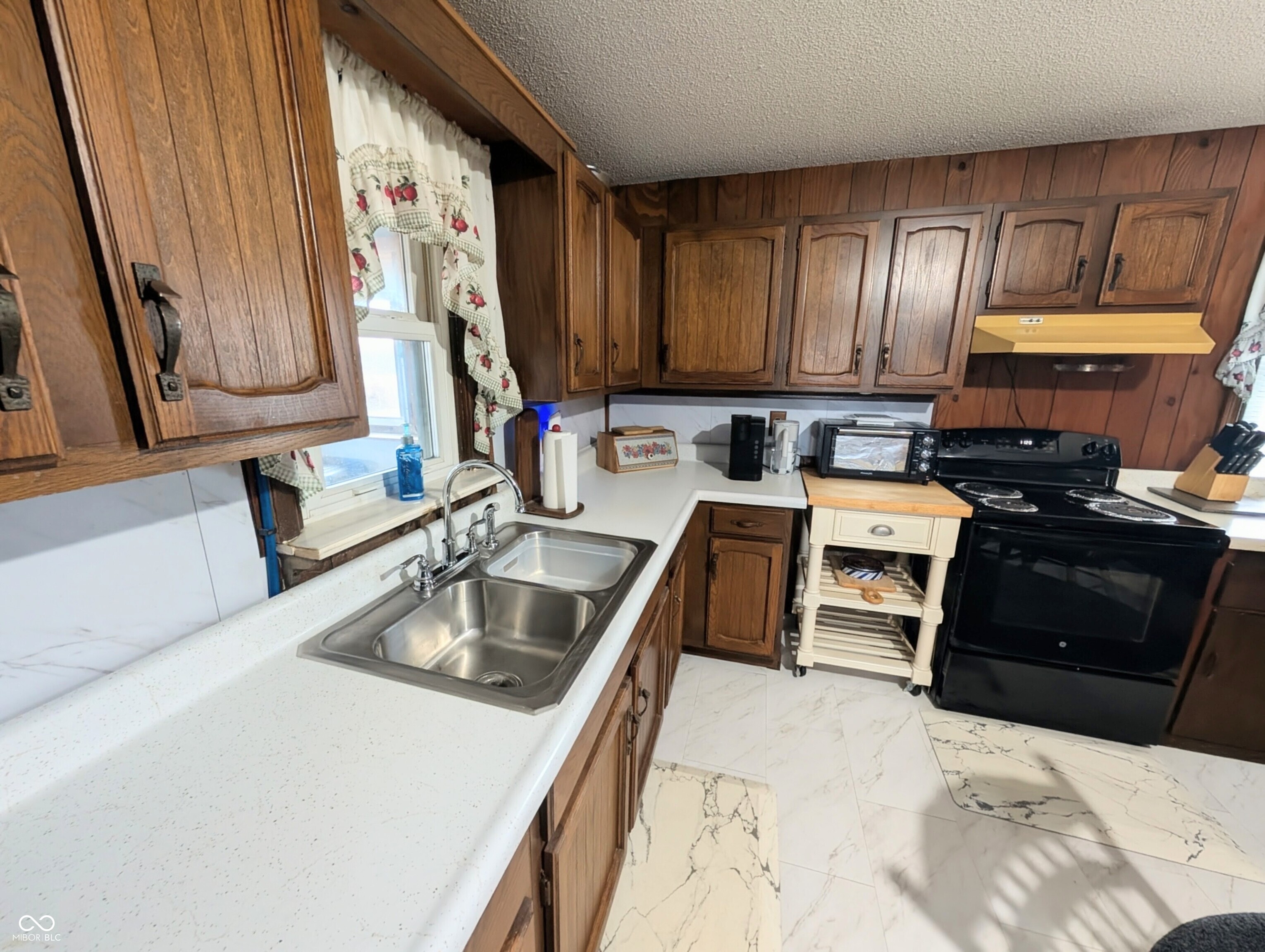 5599 Highway 9 Hope, IN 47246 - Photo 33 of 72