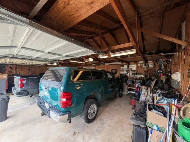 $499,999 | 5599 Highway 9, Hope, IN 47246