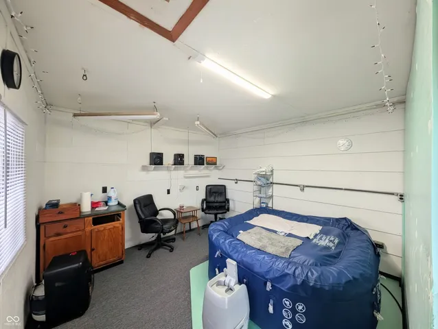 $499,999 | 5599 Highway 9, Hope, IN 47246