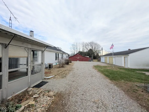 $499,999 | 5599 Highway 9, Hope, IN 47246