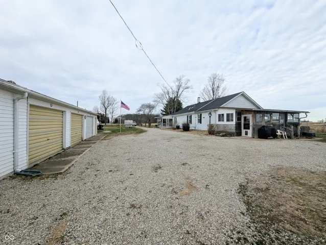 $499,999 | 5599 Highway 9, Hope, IN 47246