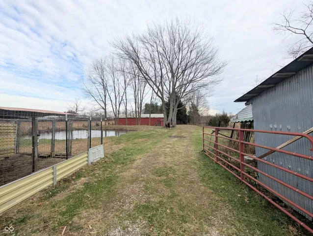 $499,999 | 5599 Highway 9, Hope, IN 47246