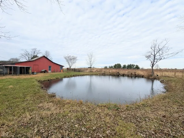 $499,999 | 5599 Highway 9, Hope, IN 47246