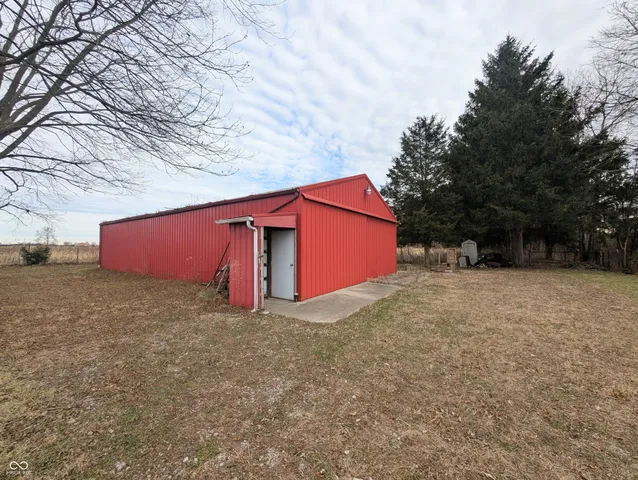 $499,999 | 5599 Highway 9, Hope, IN 47246