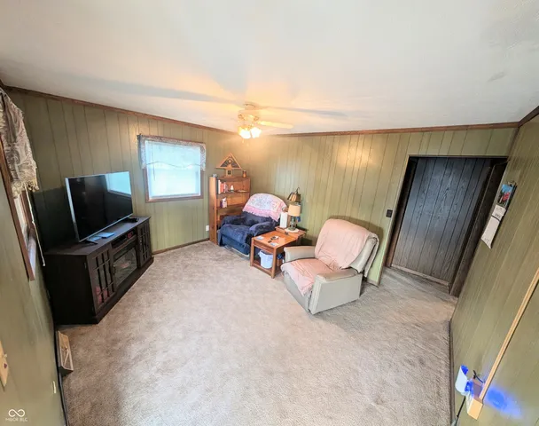 $499,999 | 5599 Highway 9, Hope, IN 47246