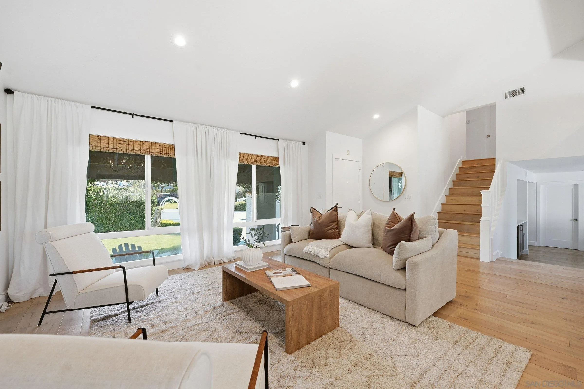 114 Cerro Street Encinitas, CA 92024 - Photo 3 of 34 Gallery Image 3