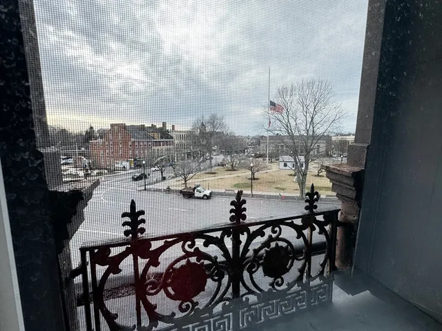 $1,400 | 9 Taunton Green, Unit 4, Taunton, MA 02780