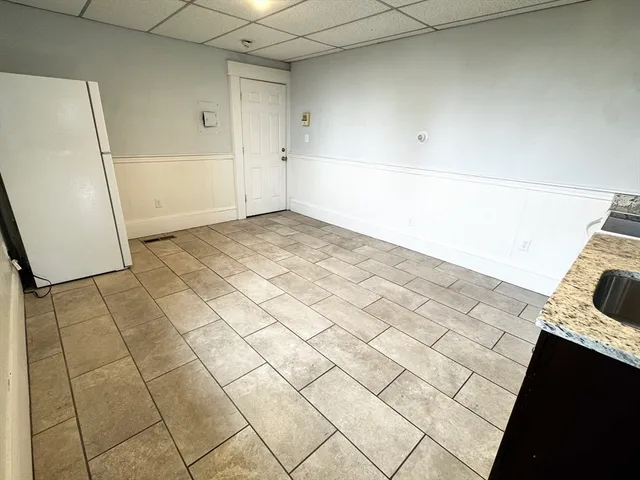 $1,400 | 9 Taunton Green, Unit 4, Taunton, MA 02780