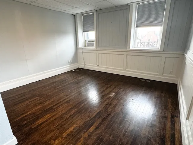 $1,400 | 9 Taunton Green, Unit 4, Taunton, MA 02780