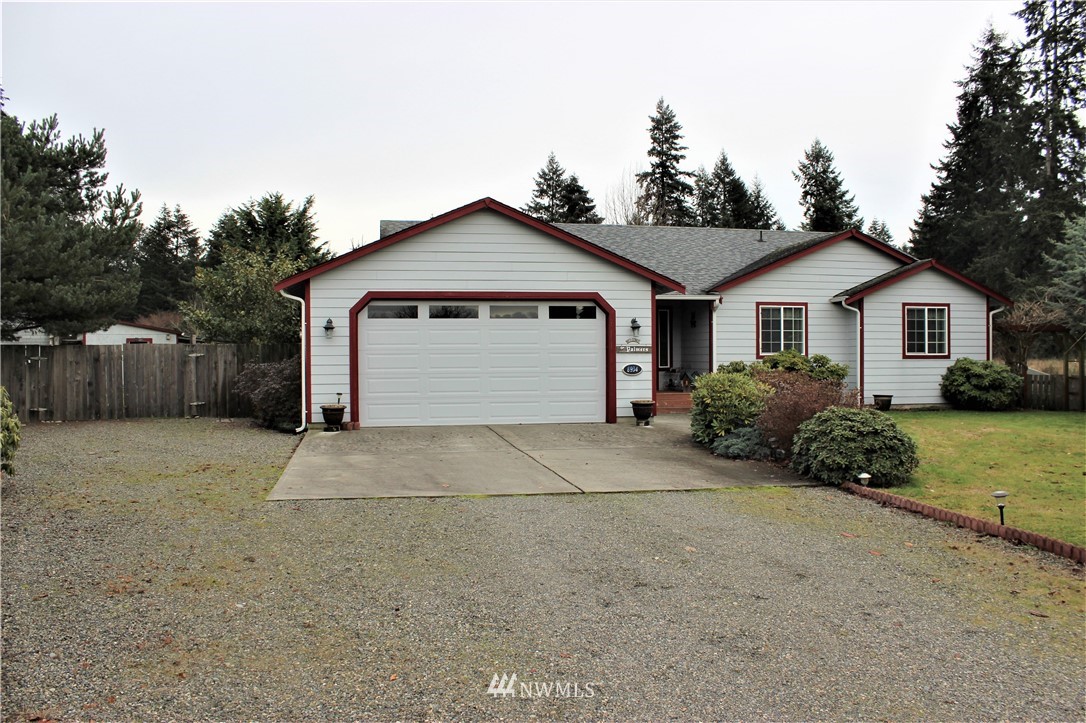 8934 Alyson Lane Southwest Rochester, WA 98579 - Photo 2 of 37