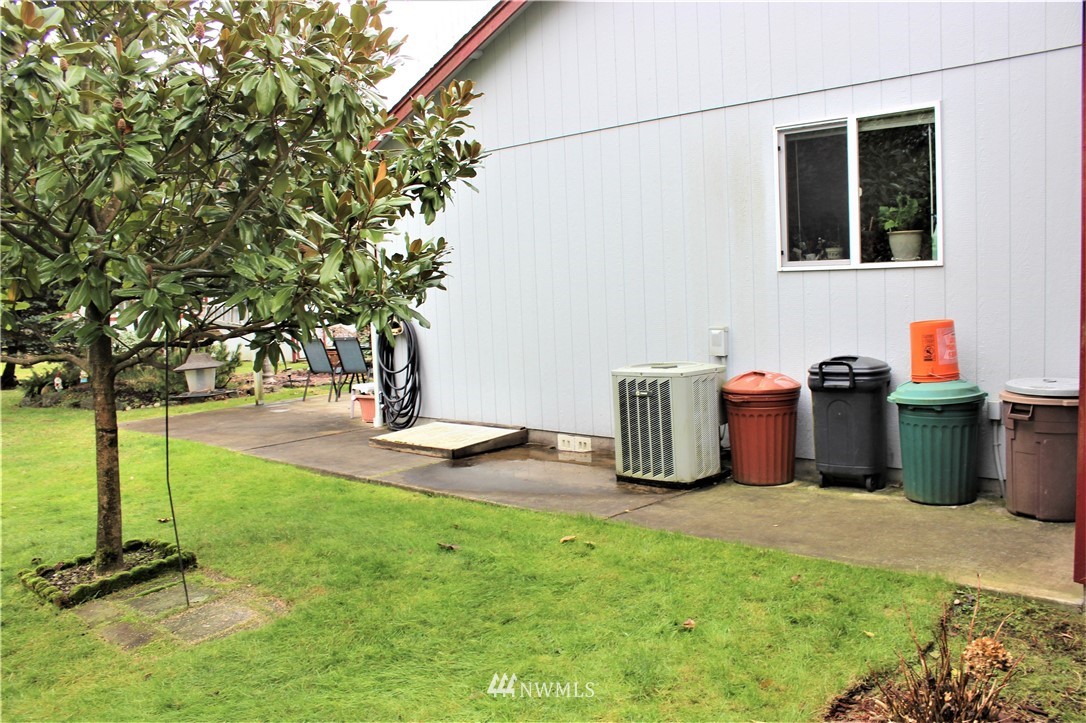 8934 Alyson Lane Southwest Rochester, WA 98579 - Photo 24 of 37