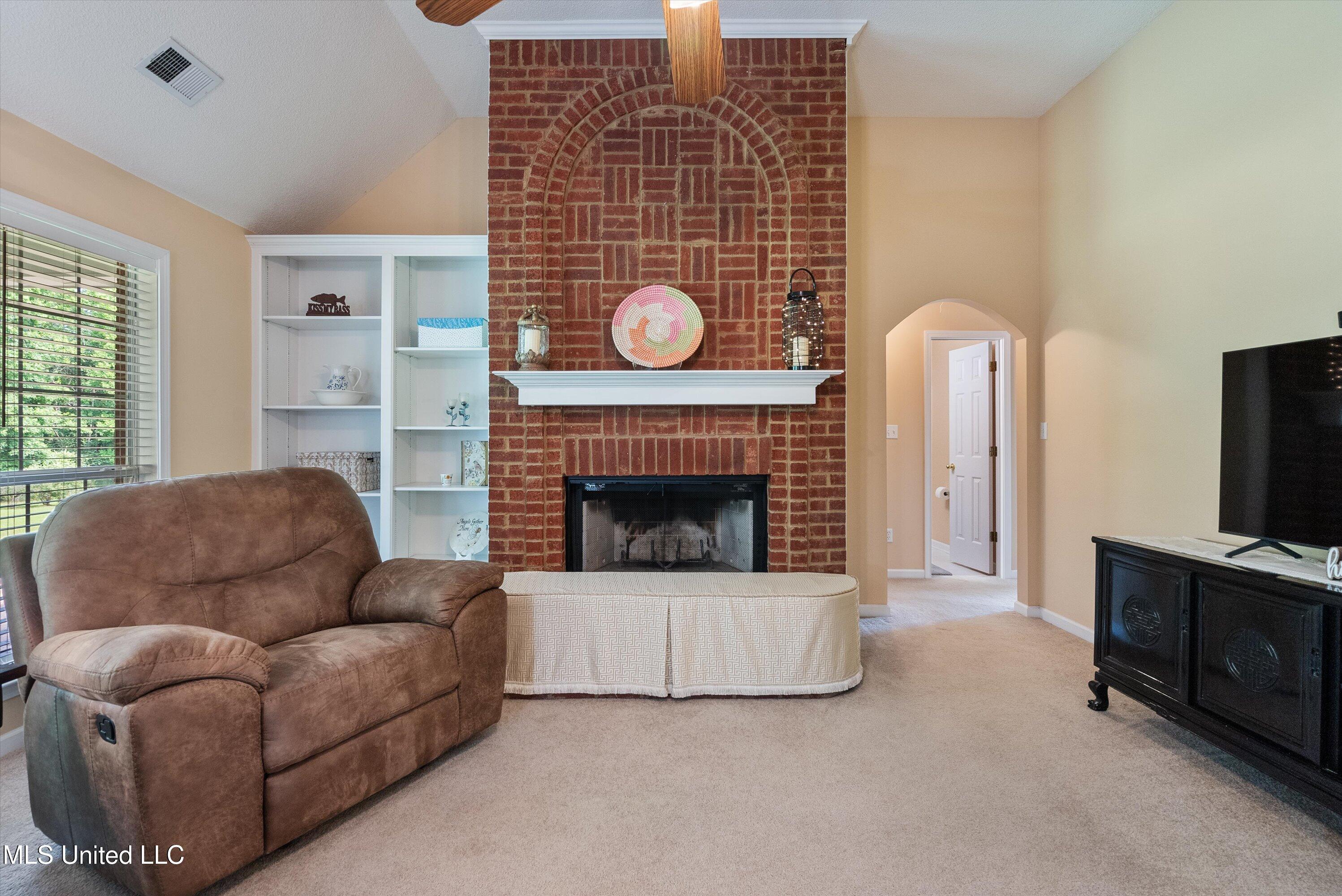 1283 Caleb Lane Coldwater, MS 38618 - Photo 17 of 39 Great Room