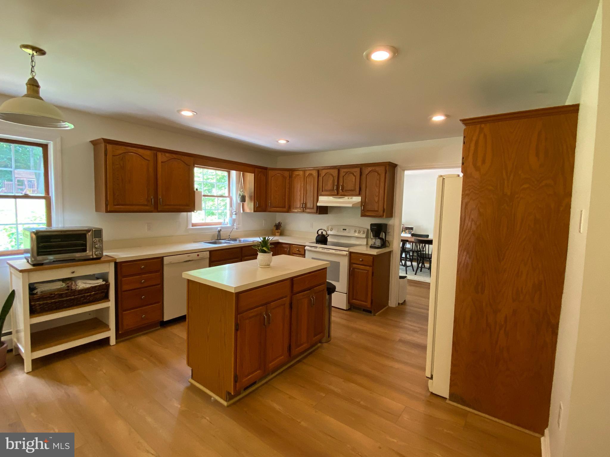 214 Yoder Road Bainbridge, PA 17502 - Photo 4 of 44 Gallery Image 4