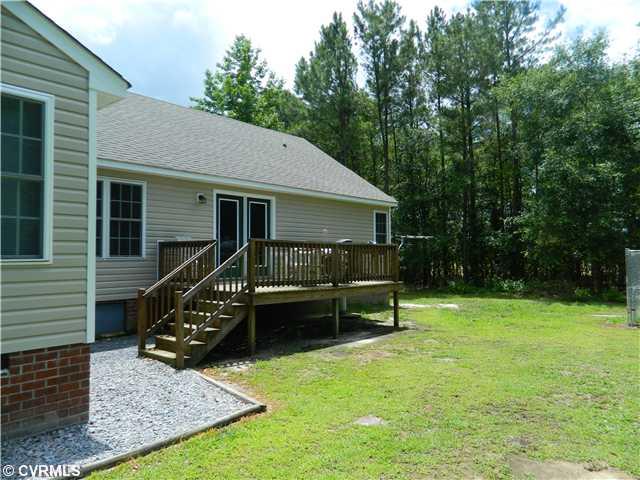 10758 Vaughan Road Petersburg, VA 23805 - Photo 2 of 4 Exterior Back