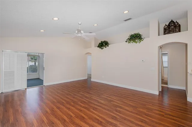 $279,000 | 11323 Highlander Court, Spring Hill, FL 34609