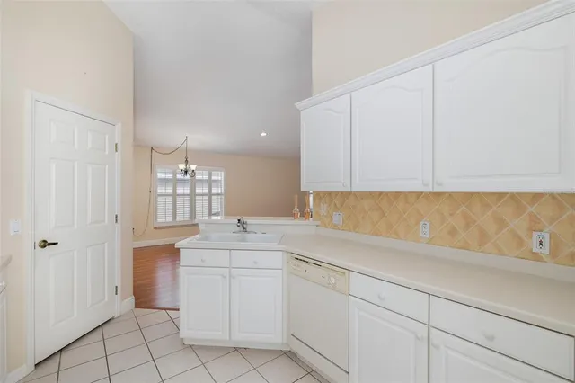 $279,000 | 11323 Highlander Court, Spring Hill, FL 34609